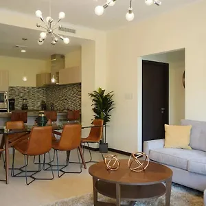 Modern In Levent In Front Of Eagle Beach Aruba