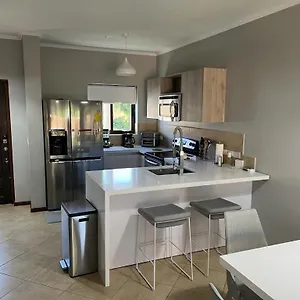 Special House In Gold Coast With Private Jacuzzi Aruba