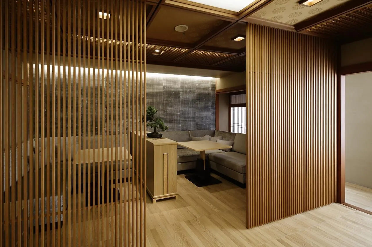 Ryokan (tradycyjny japoński pensjonat lub zajazd) Takanawa Hanakohro - In Grand Prince Hotel Takanawa Tokio