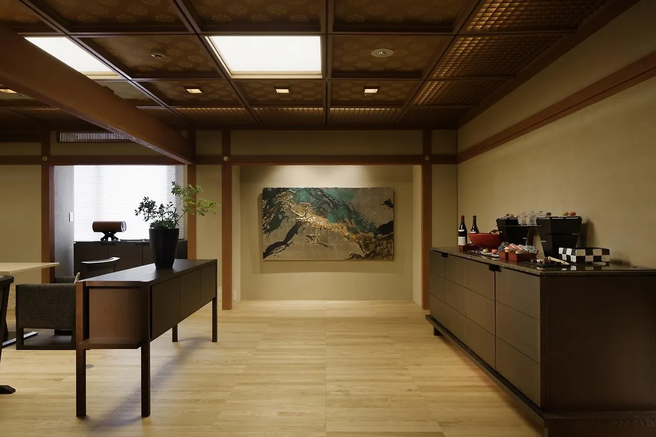 Takanawa Hanakohro - In Grand Prince Hotel Takanawa Tokio 5*,  Japonia